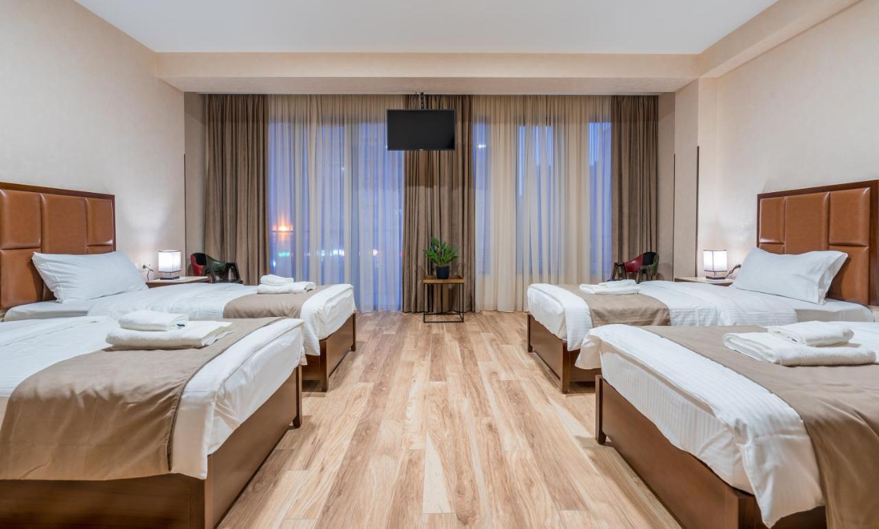 Aura Hotel Тбилиси Экстерьер фото