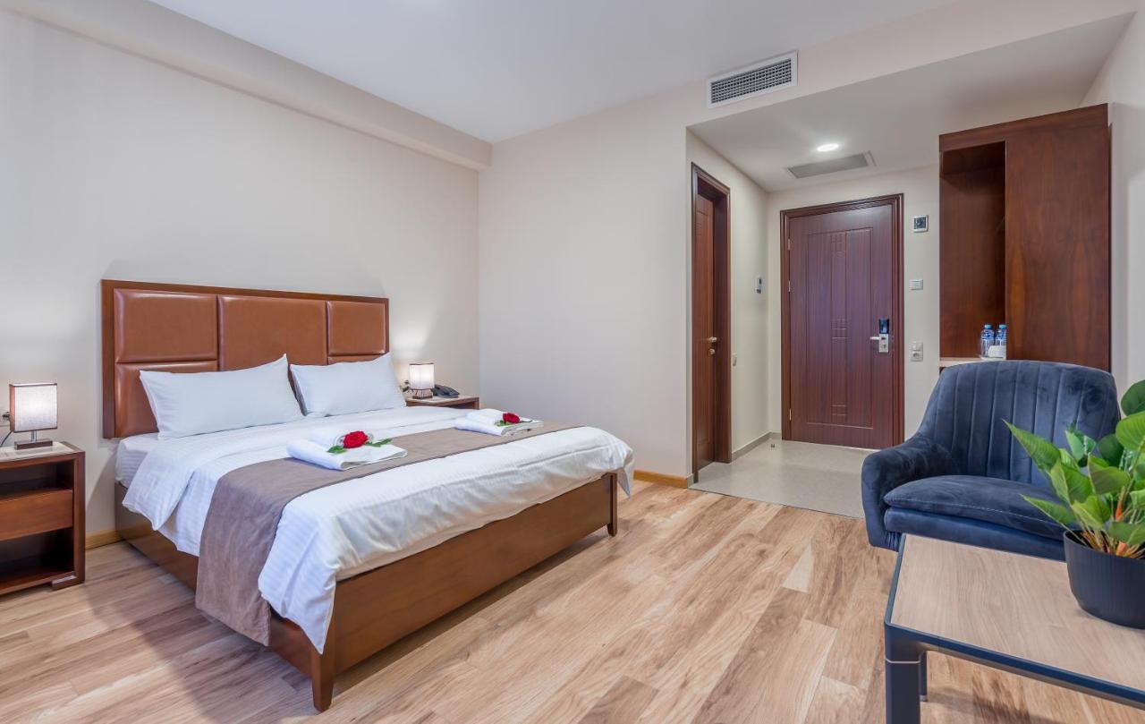 Aura Hotel Тбилиси Экстерьер фото