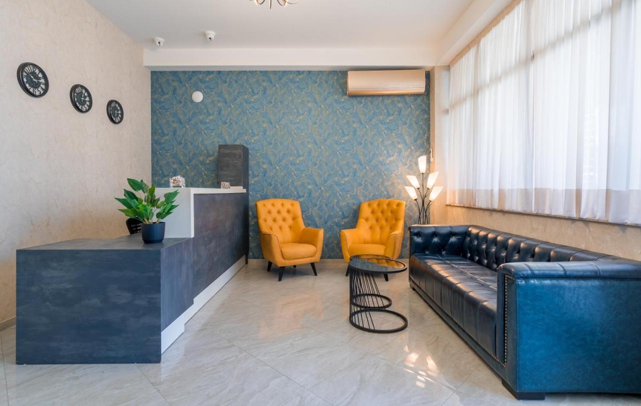 Aura Hotel Тбилиси Экстерьер фото