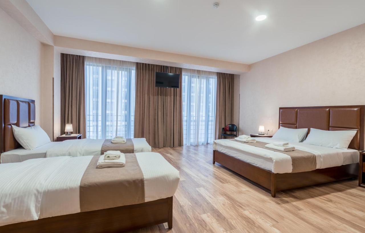 Aura Hotel Тбилиси Экстерьер фото